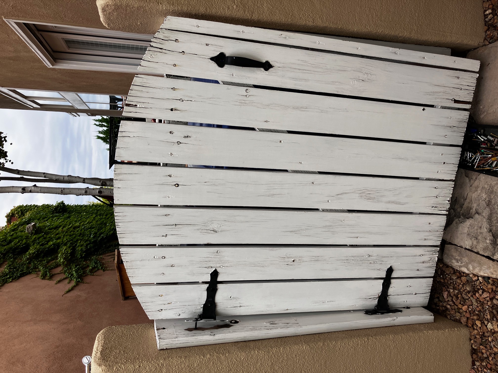 Fence and deck painting by an Albuquerque painter