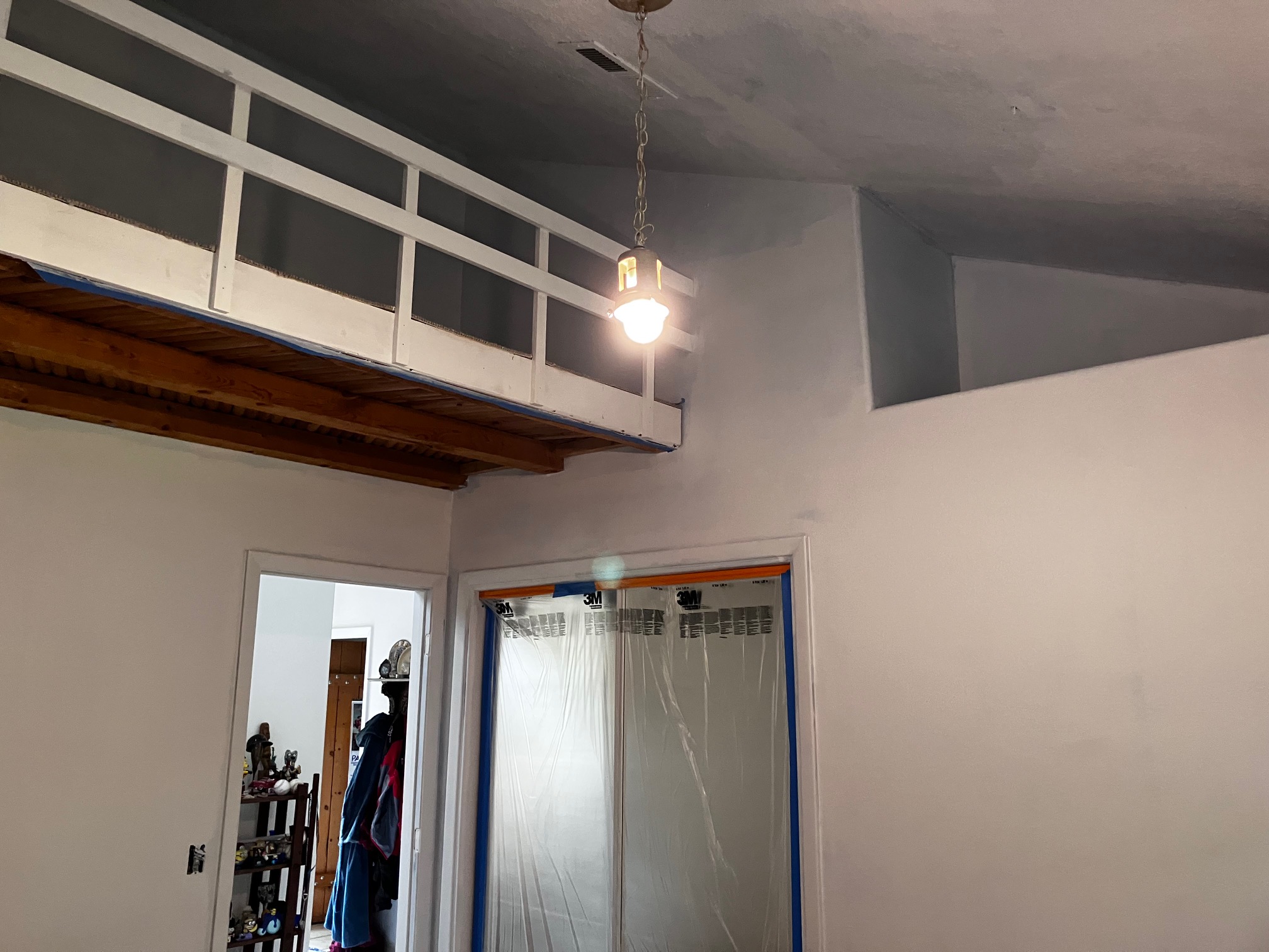 Living room repaint by Nuevo Professional Painting
